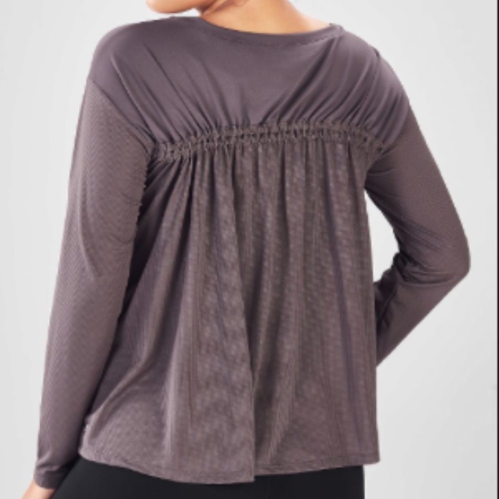 NWOT! Fabletics Cashel Cinched Top in Shadow Small